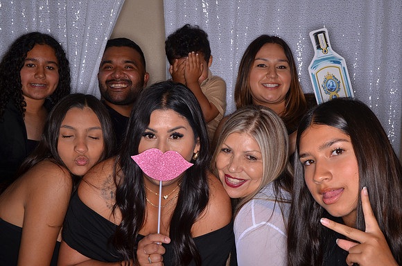 Viva_Studio_Alyssa_Celebration_0053
