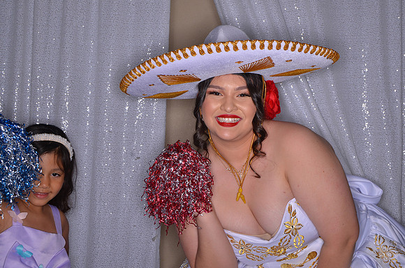 Viva_Studio_Alyssa_Celebration_0152