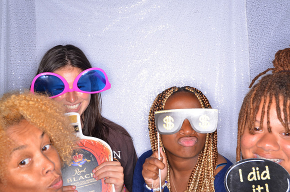 Viva_Studio_LindseyGRAD_6-14-2024_0138