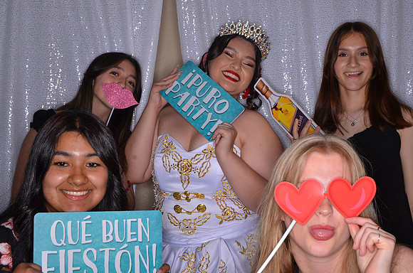 Viva_Studio_Alyssa_Celebration_0037