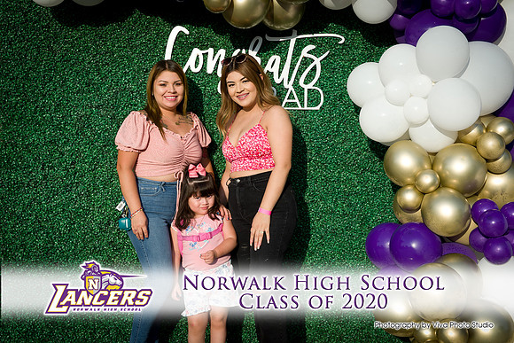 Viva_Studio_NHS_2020_Grad-117