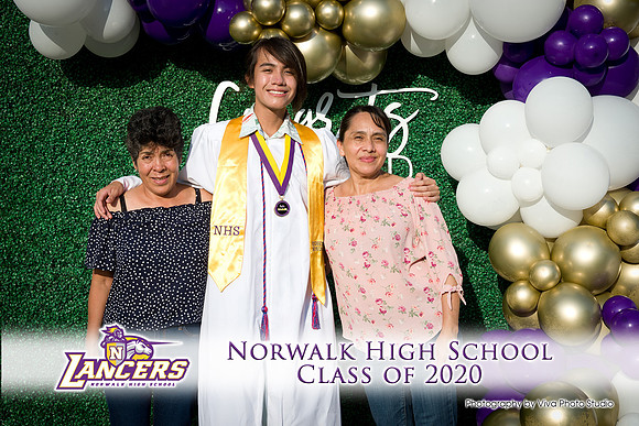 Viva_Studio_NHS_2020_Grad-099