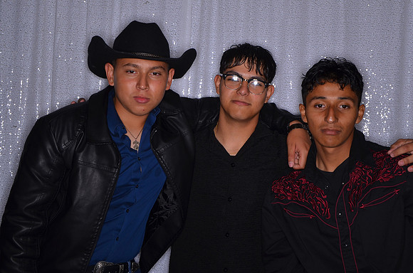Viva_Studio_Alyssa_Celebration_0115