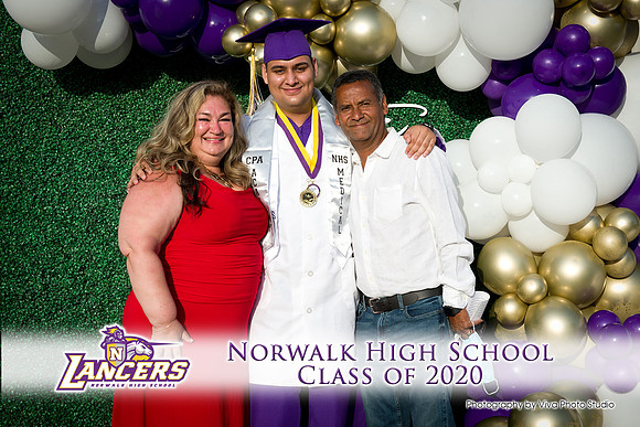 Viva_Studio_NHS_2020_Grad-114