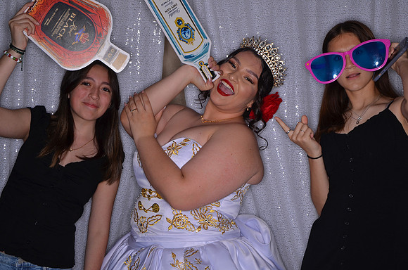 Viva_Studio_Alyssa_Celebration_0034
