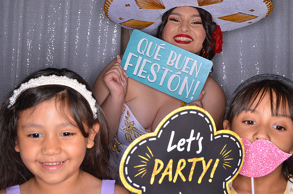 Viva_Studio_Alyssa_Celebration_0162