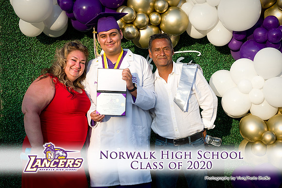 Viva_Studio_NHS_2020_Grad-147