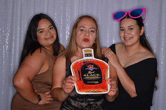 Viva_Studio_Alyssa_Celebration_0118
