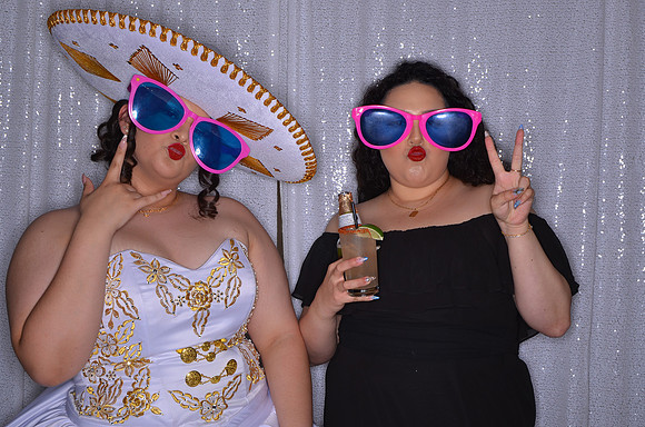 Viva_Studio_Alyssa_Celebration_0012